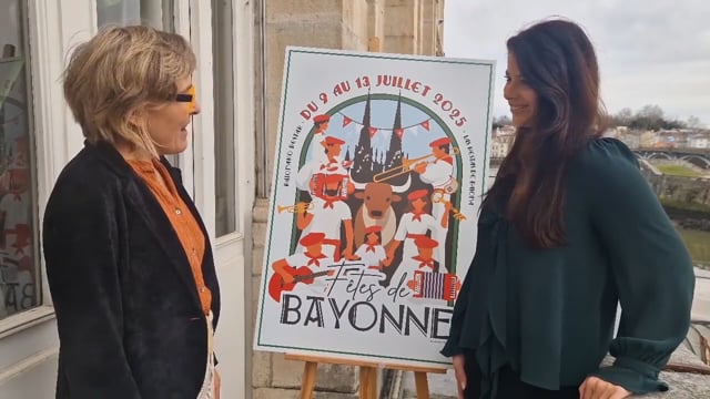 Julie Alenda présente l'affiche des Fêtes de Bayonne 2025