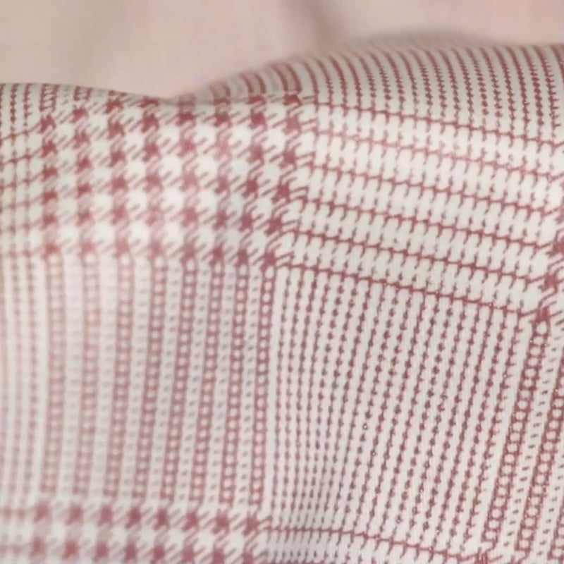 Vidéo: Gabardine coton & élasthanne - Prince-de-Galles rose brillant