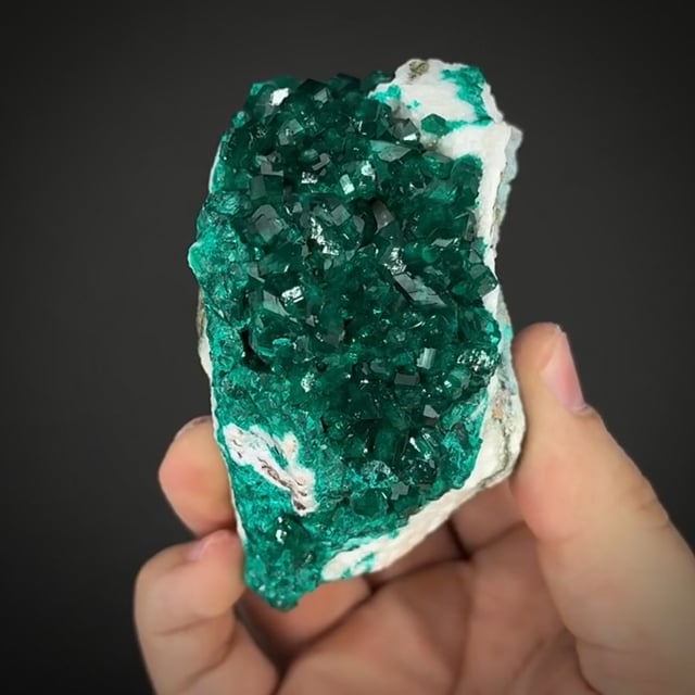 Dioptase on Calcite