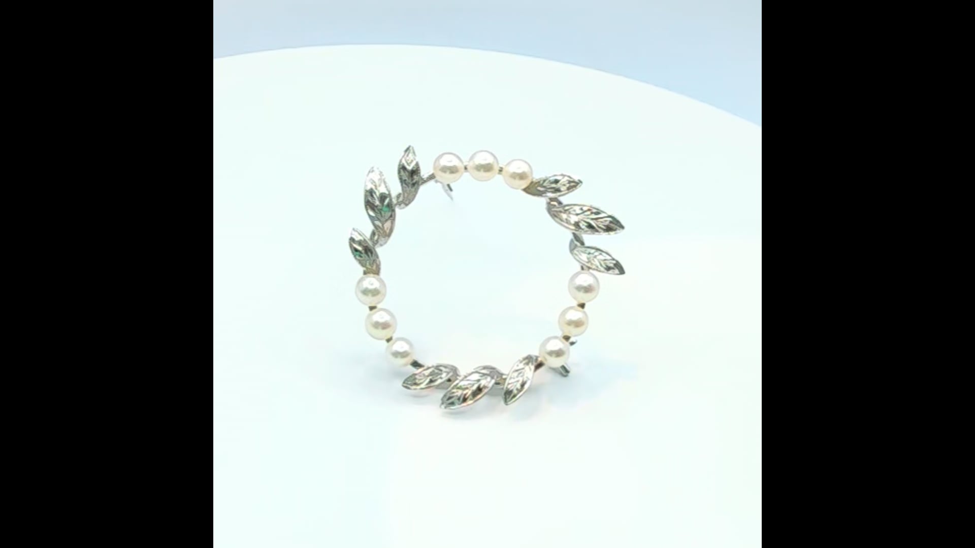 Broche Vintage Couronne De Feuilles En Argent Massif Avec Zircons Et Perles De Nacre - Référence K22 - Occasion