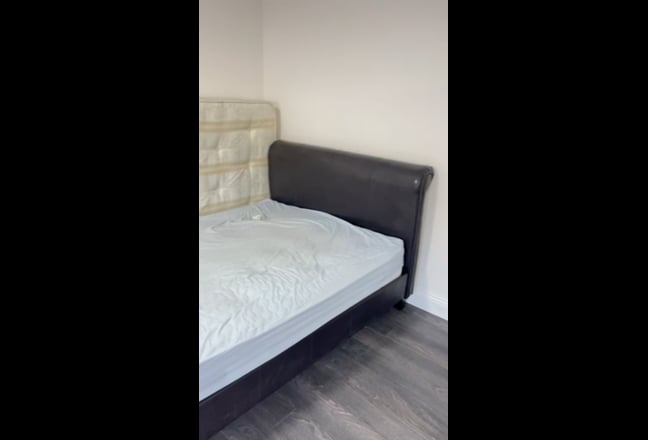 Studio Flat Detached with separate entrance ABI Main Photo