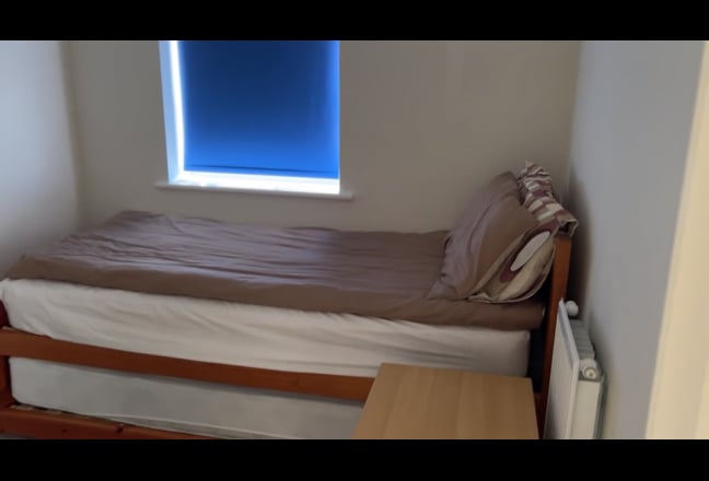 Single Room to Rent in Two Bedroom House Main Photo