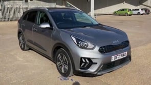 KIA NIRO 2022 (71)