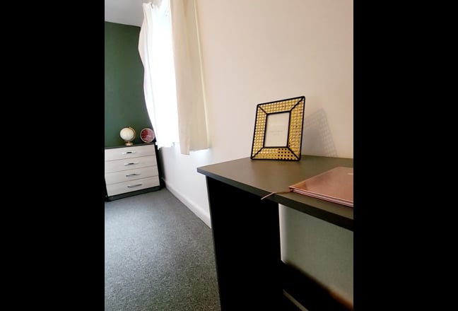 Video 1: Bedroom 2