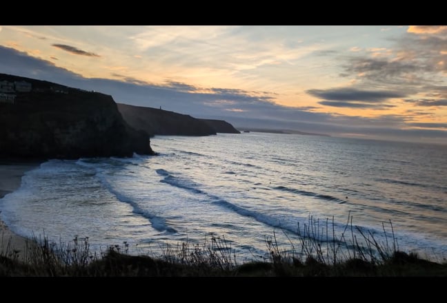 Beautiful bright spacious home in Porthtowan Main Photo