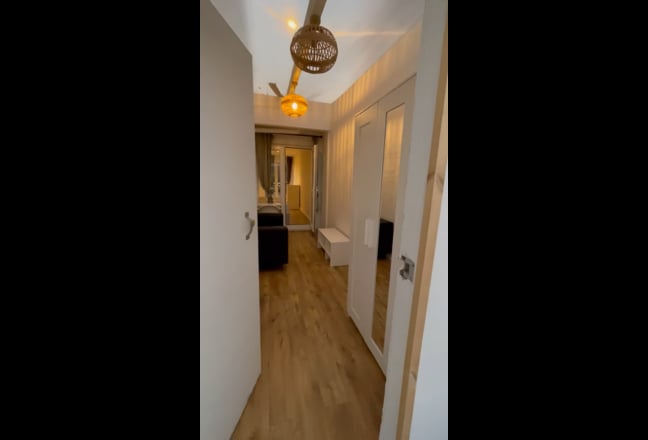 Stunning Single Room Available Main Photo