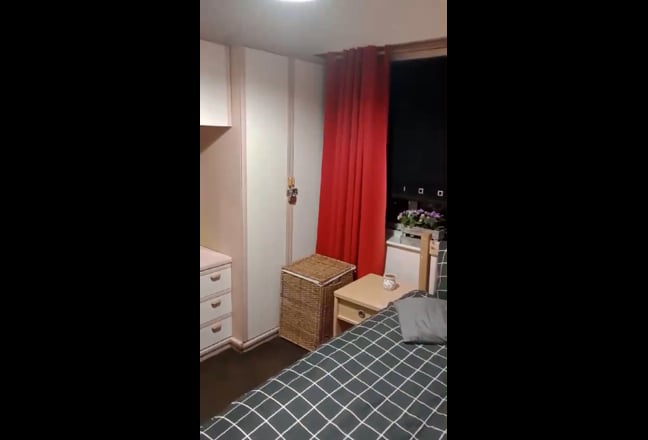 Lovely Sized Double Room  Main Photo