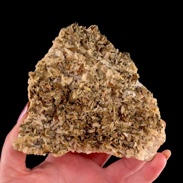 Chalcopyrite on Dolomite