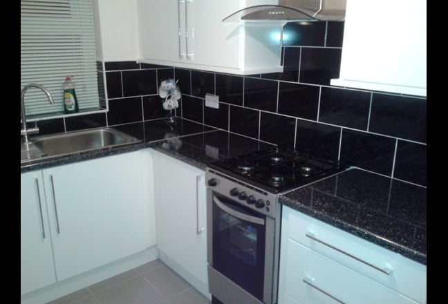 Very Appealing House- Must See to Appreciate Main Photo