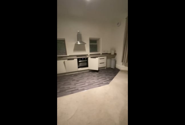 Lux newly decorated 1 bed flat Main Photo