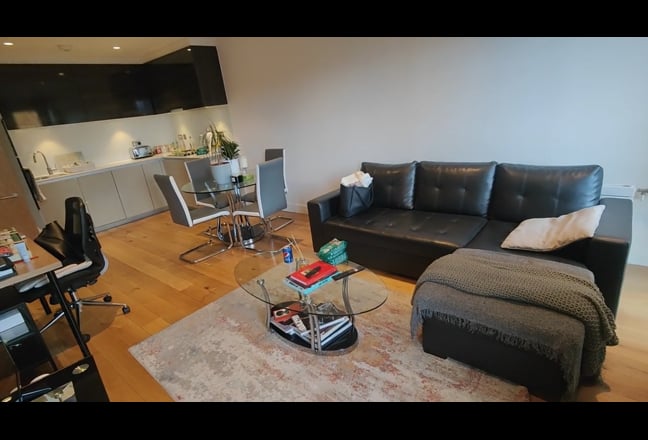 Stunning double room,  canningtown station 5min Main Photo