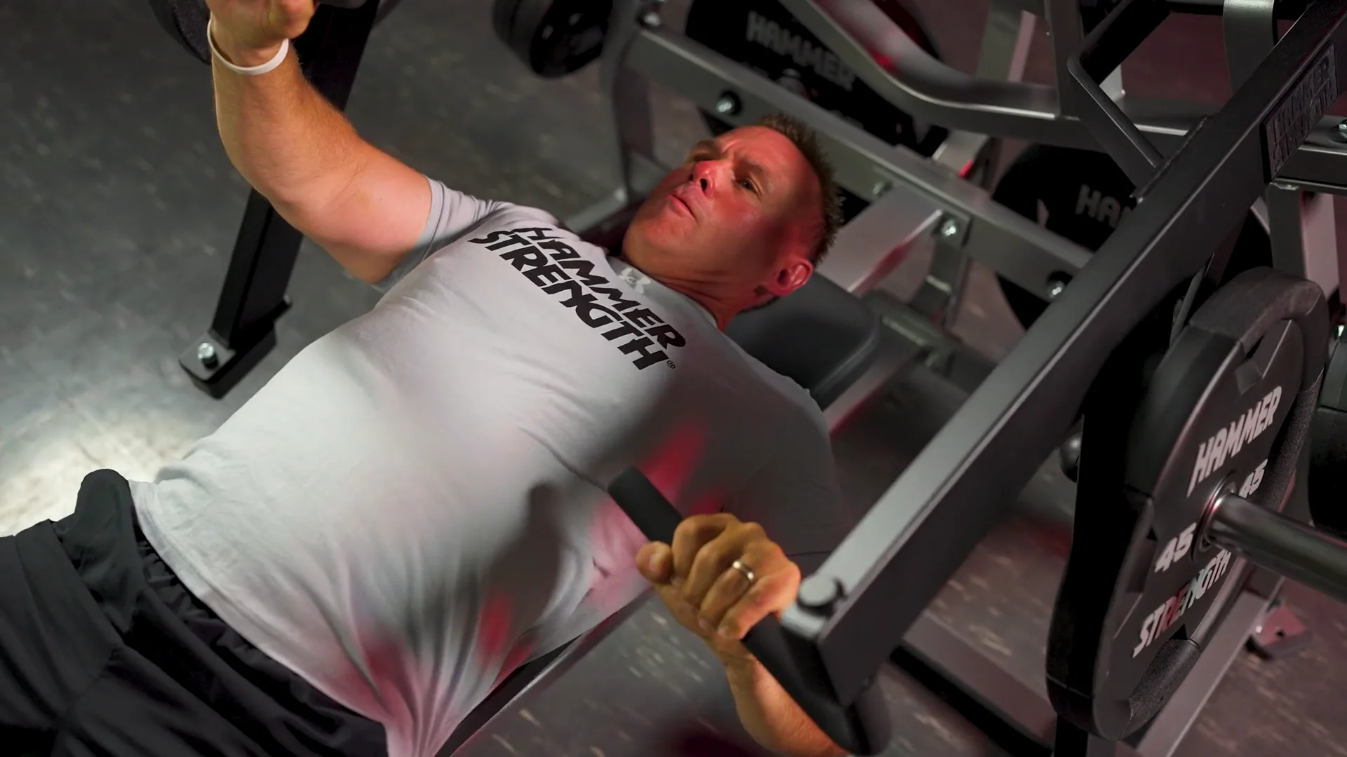 Plate-Loaded Iso-Lateral Horizontal Bench Press | Hammer Plate-Loaded Iso-Lateral Horizontal Bench Press | Hammer