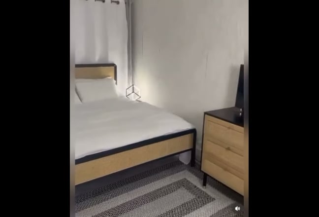 Room for rent  Main Photo
