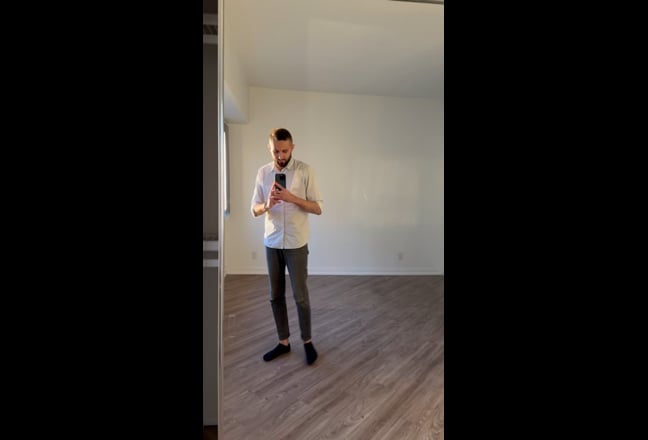 Cozy Bedroom in DTLA Main Photo