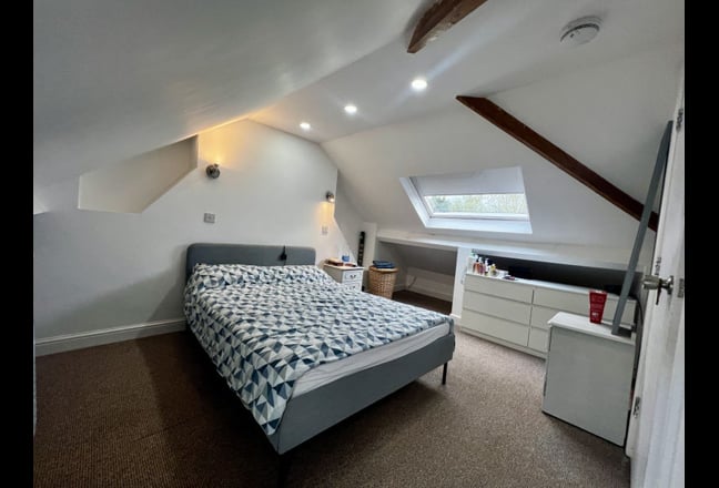Room to Rent on Braunestone Lane Main Photo