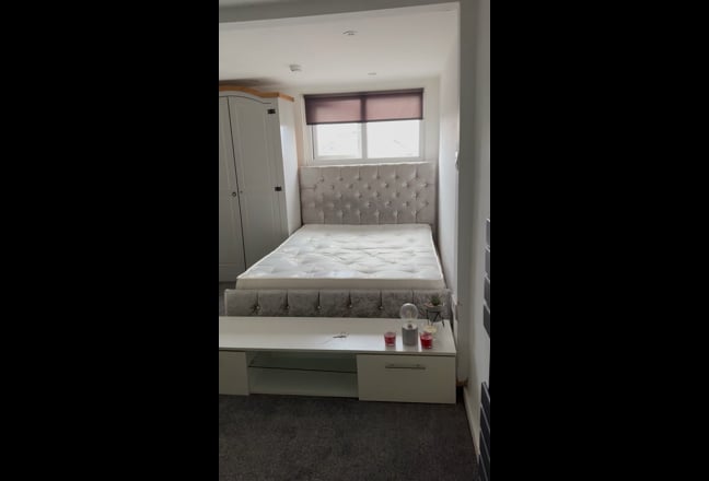 Studio Flat | All Bills & Included | Manchester Main Photo