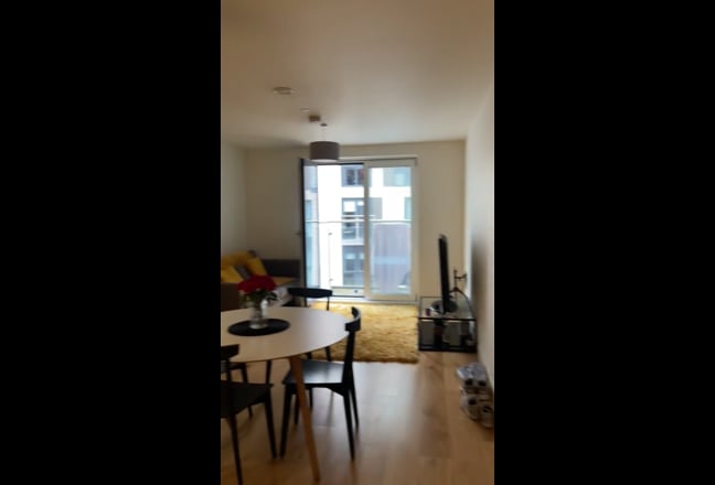 Modern 2 bed, 2 bath apartment near Spinningfields Main Photo