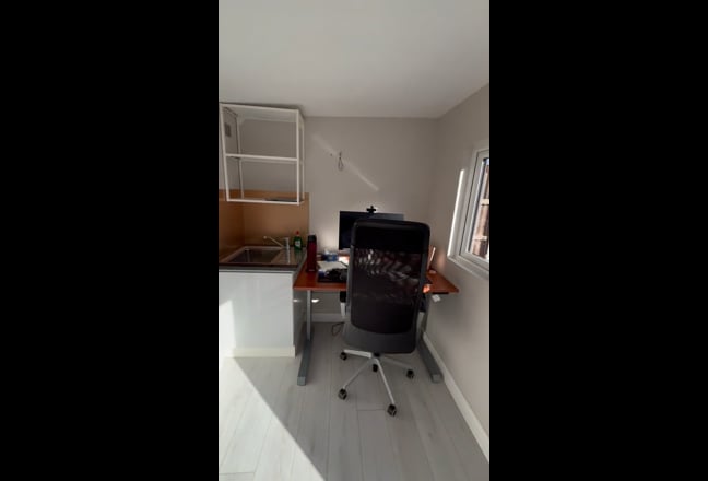 Stunning Studio Apartment in Solihull Main Photo