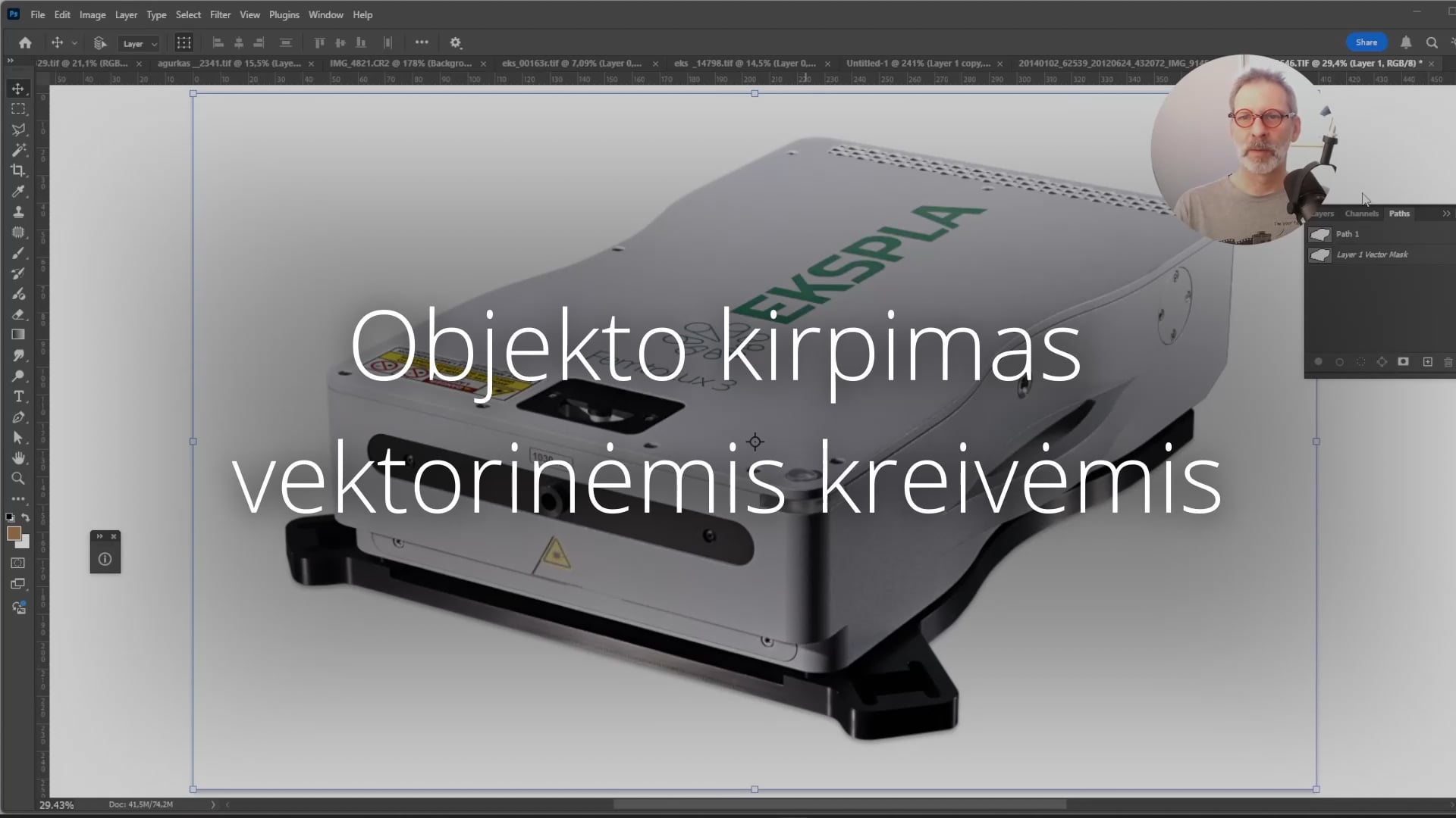 Objekto kirpimas vektorinėmis kreivėmis