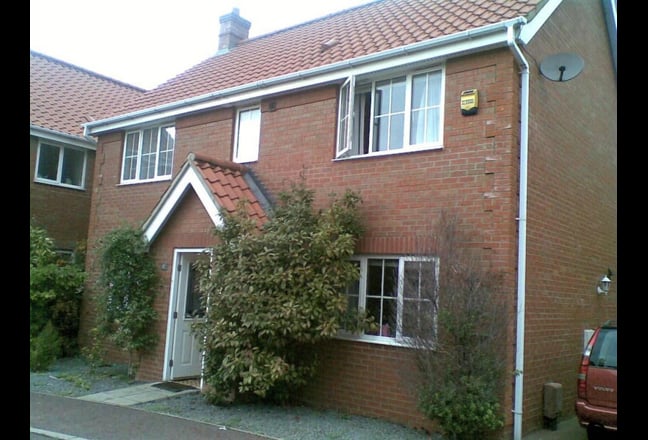 Double bedroom near UEA/NNUH/Research Park Main Photo
