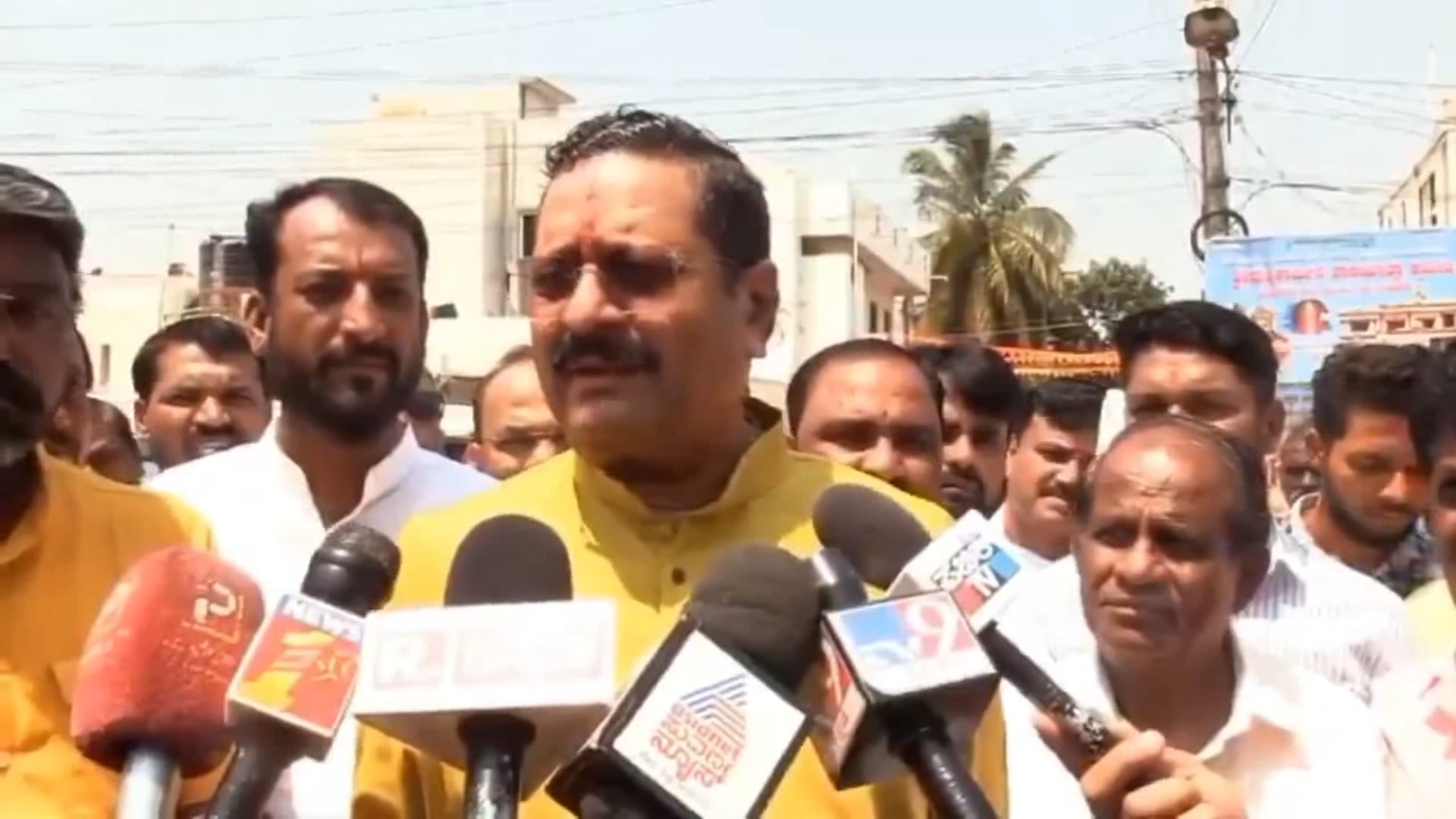 Statement of Karnataka BJP MLA Basanagouda Patil Yatnal, claims to reveal names of ministers in Ranta Rao gold smuggling case #politics