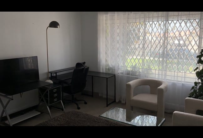 Spacious & Bright Room for Rent in a Safe & Quiet  Main Photo