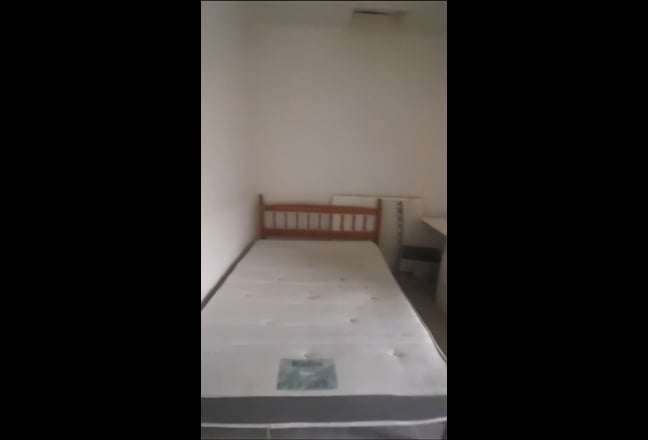 Ensuite bedroom in Fallowfield available  Main Photo