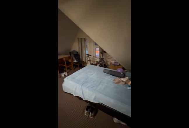 Central Cowley En Suite Double room - 10th April Main Photo