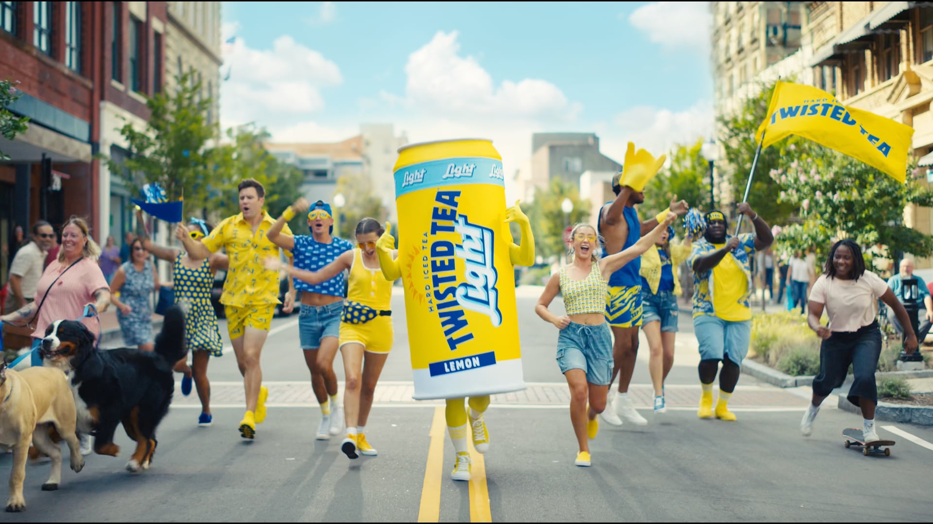 TWISTED TEA LIGHT