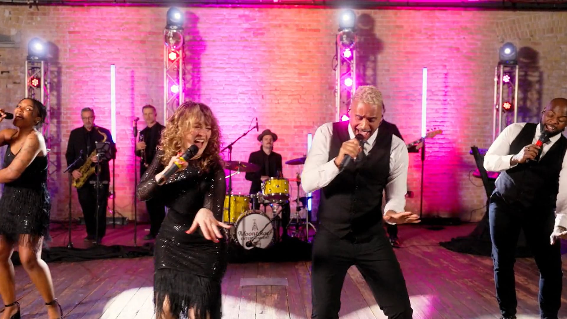 Love & Happiness Band - Classic Dance Songs
