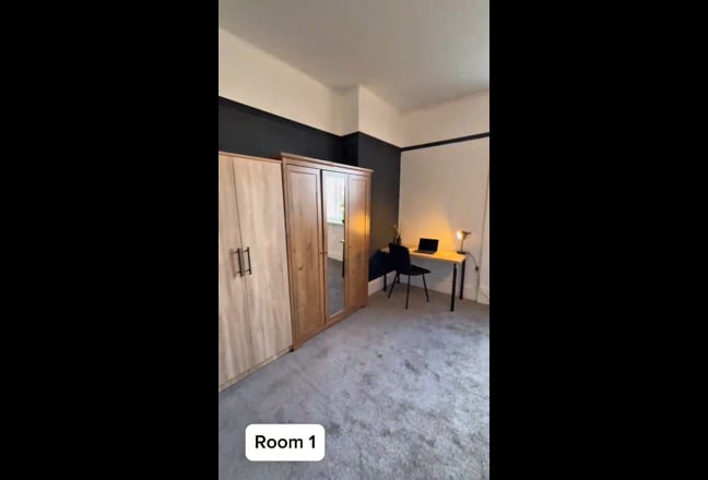 Huge & Newly Refurbished Room! Only Few Rooms Left Main Photo
