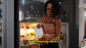 Quer dar uma espiadinha na geladeira da Chef Tati?