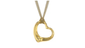 C. 2000 Vintage Tiffany Jewelry Elsa Peretti 18kt Yellow Gold Heart Necklace