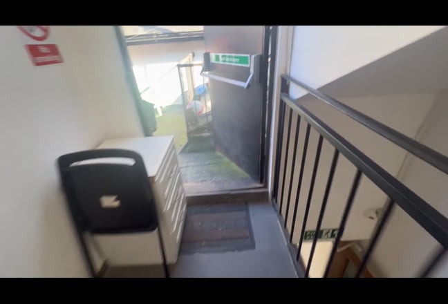 Benefits Maybe Acceoted, 2 Bed Flat Edmonton  Main Photo