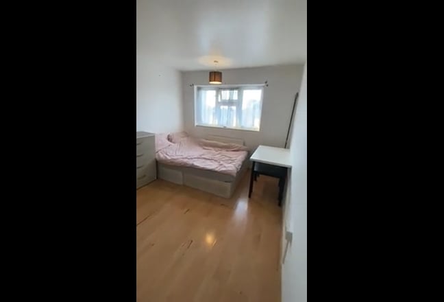 🔥Wow Price🔥MASSIVE Room🔥Canning Town🔥View Now Main Photo