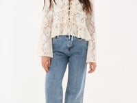 White lace top with long sleeves and bows | My Jewellery