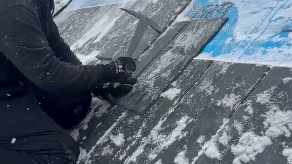 Couvreur Precision Roofing inc photo 1