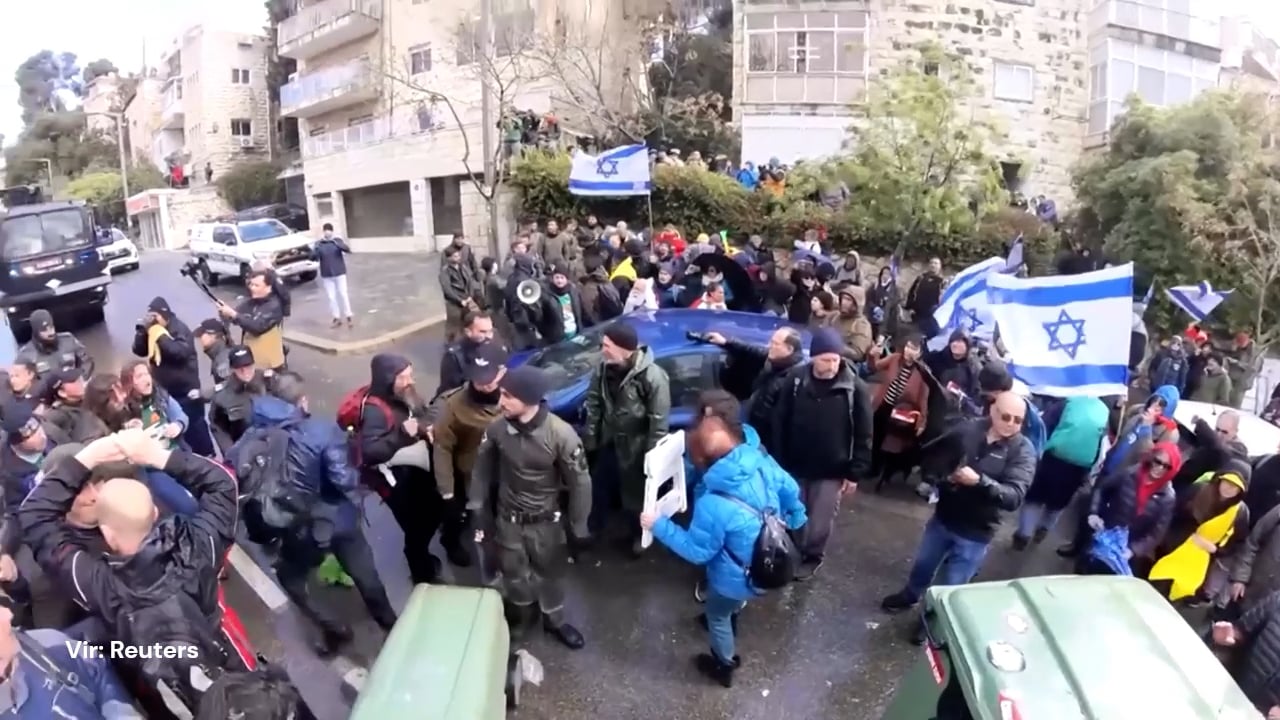 Izraelska vlada razrešila vodjo varnostne agencije Ronena Bara