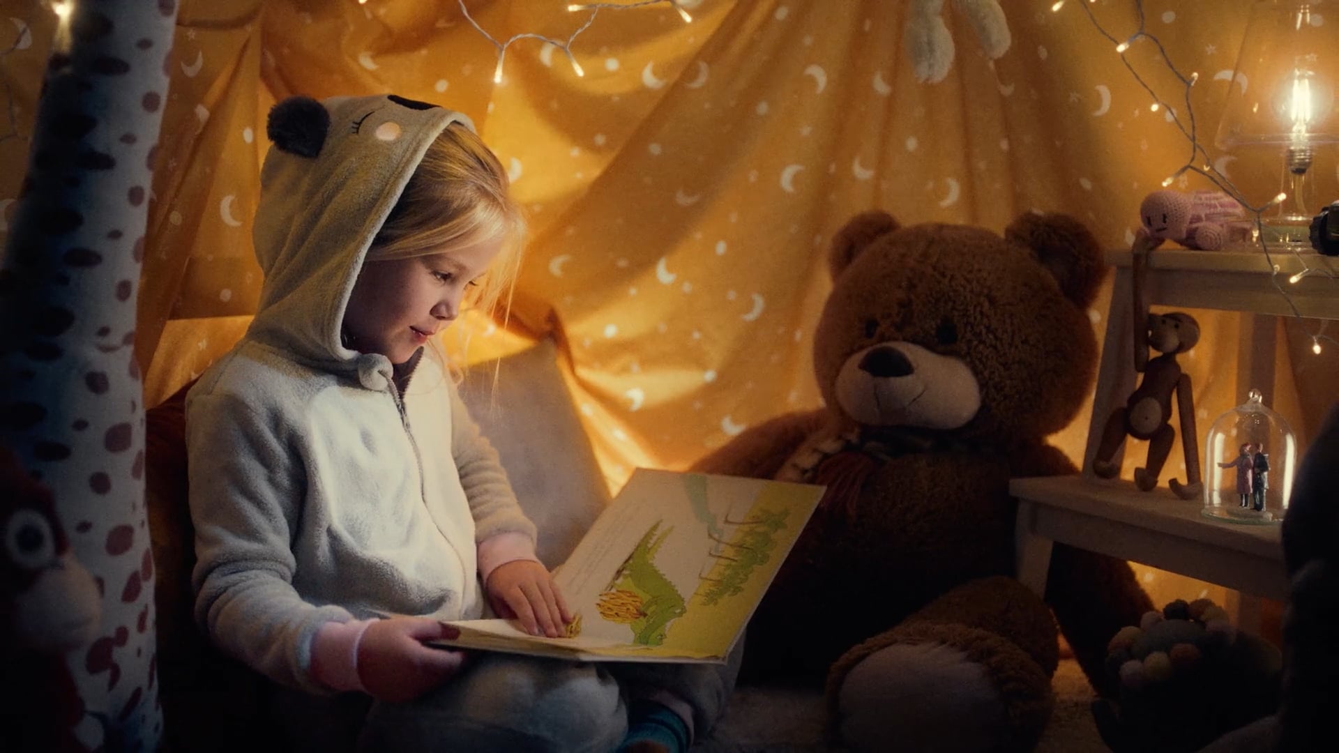 REFUGEE TEAM VOORLEZEN