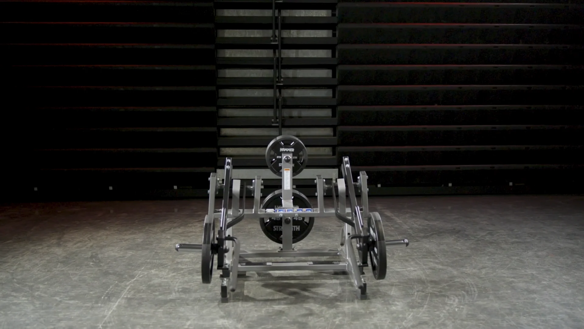 Plate Loaded Squat / High Pull | Hammer Strength