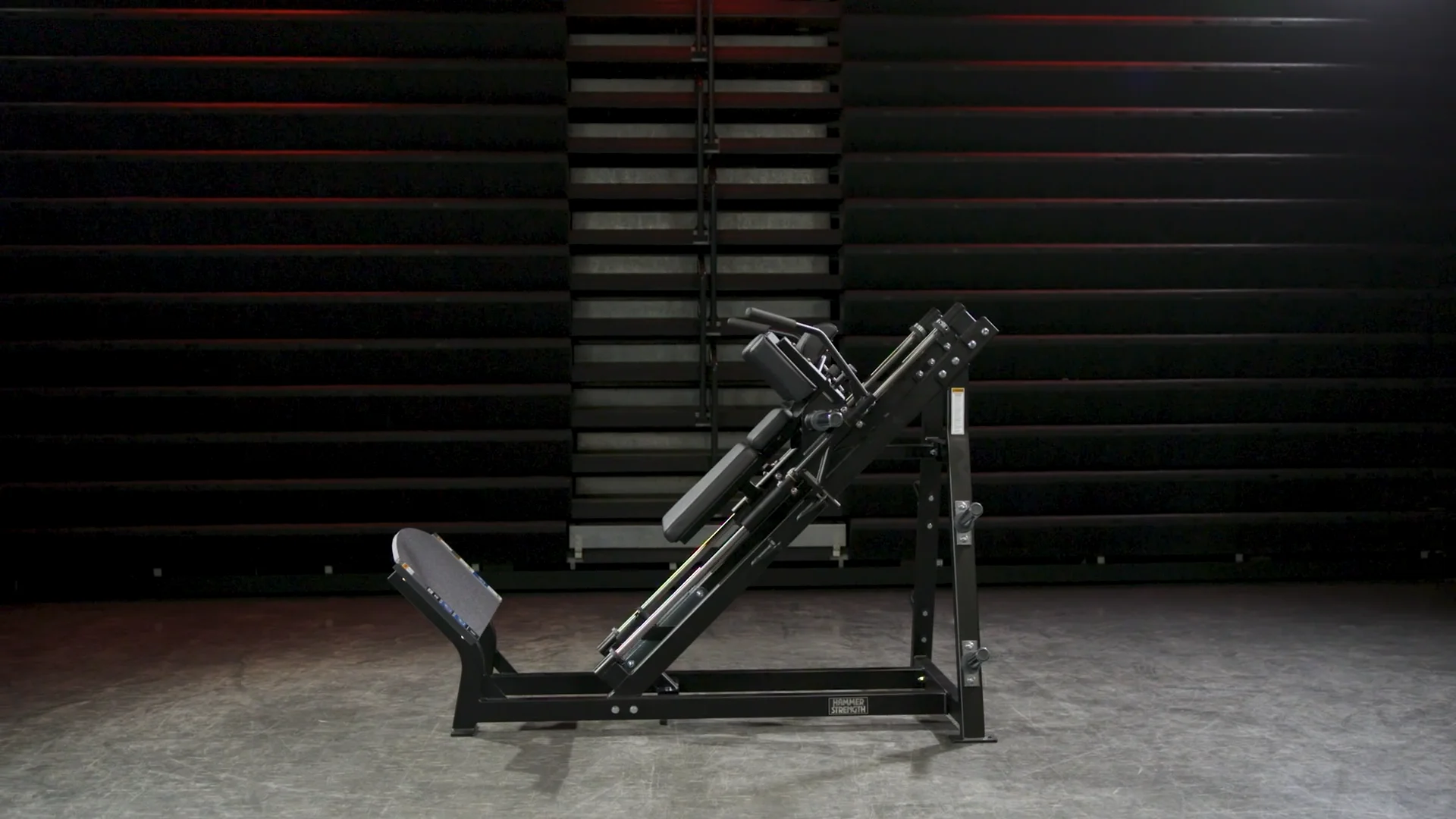 Plate Loaded Hack Squat | Hammer Strength