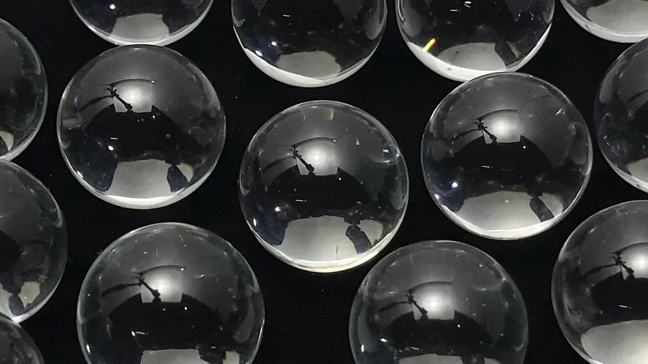 クリスタル（溶錬水晶） スフィア・ラウンド20mm 10個｜天然石ビーズの