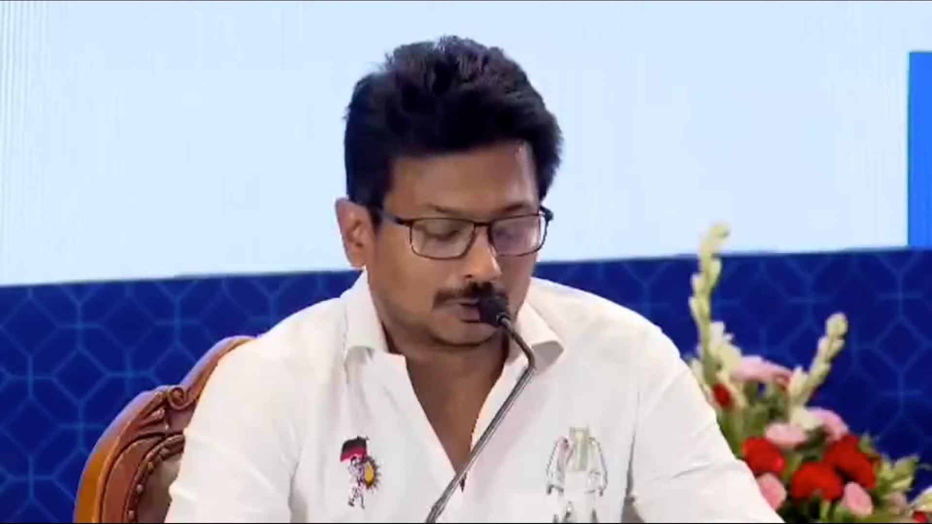 Tamil Nadu Deputy Chief Minister Udhayanidhi Stalin raised questions in the joint working committee meeting on fair delimitation 
#politics