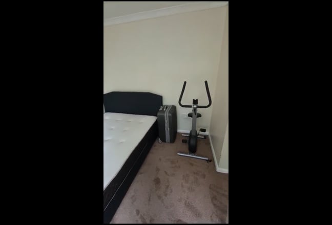 Room to let Main Photo