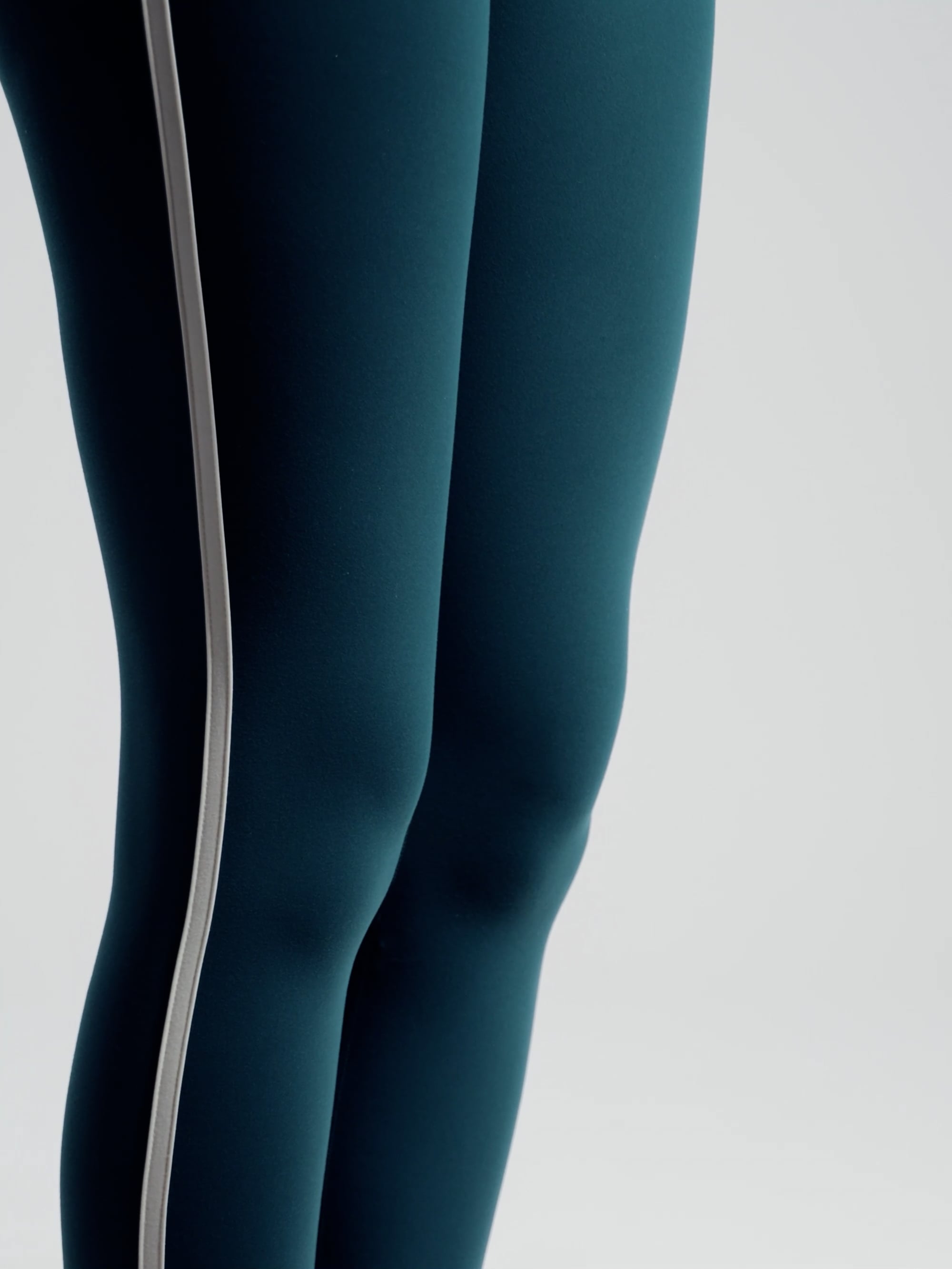 טייץ קולור בלוק אורך ”28 מבד ilios