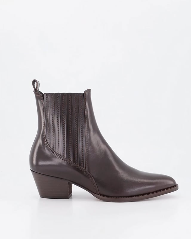 CAPRINA / Dark Brown