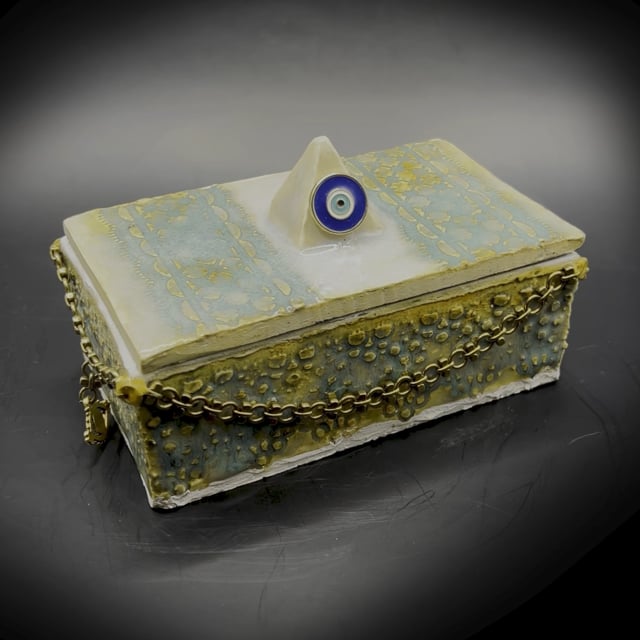 PhillipRetuta_Ceramics_TarotBox