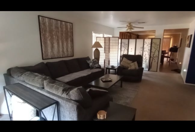 Furnished Room for rent Main Photo