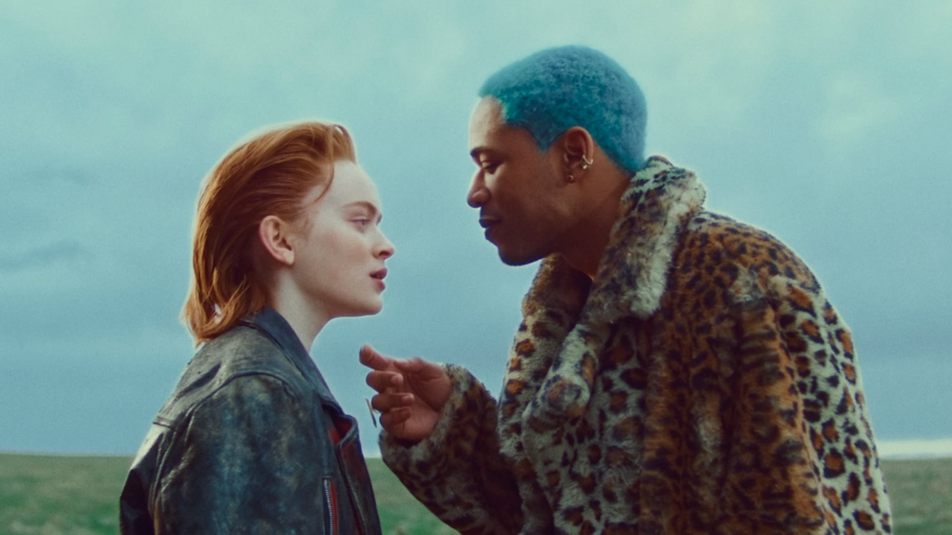 O'Dessa – Music Video "The Song (Love Is All)"