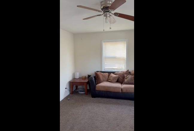 PET friendly lower level with full kitchen Main Photo